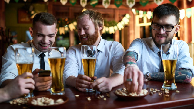 Günde Bir Kadeh Alkollü İçki ‘Ömrü Kısaltıyor’