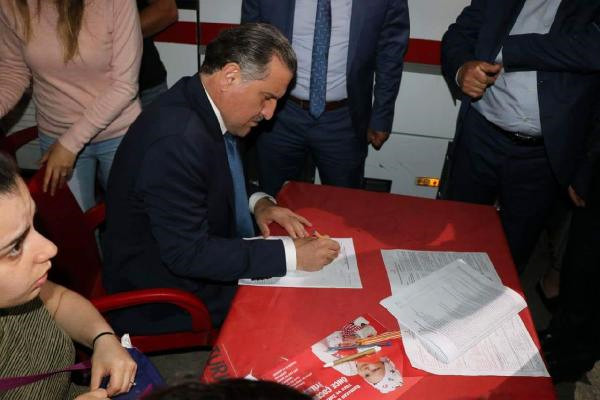 Lösemi Hastası Emir’e Can Olmak İçin Sıraya Girdiler (3)