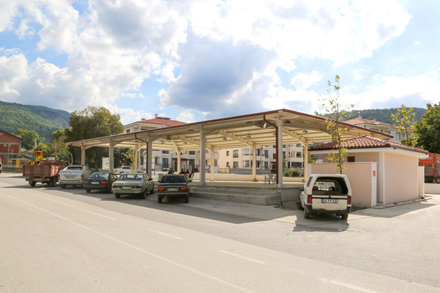 Güldibi Mahallesi Yeni Kapalı Pazar Yerine Kavuşuyor