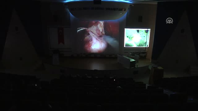 Canlı Yayında Robotla Prostat Kanseri ve Böbrek Genişliği Ameliyatı