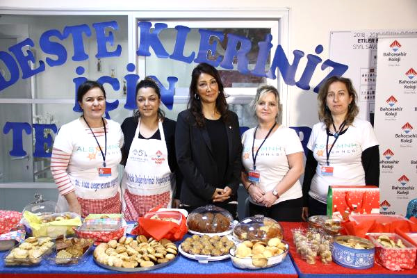 Bahçeşehir Koleji ‘Als İçin El Ele’ Dedi