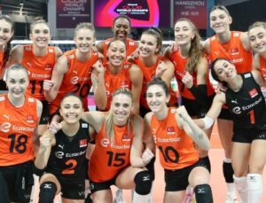 Eczacıbaşı, FIVB Dünya Kulüpler Şampiyonası’na kazanarak başladı
