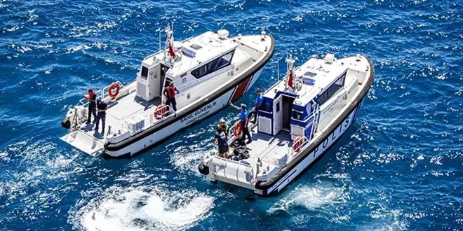 2 amatör dalgıç, suyun altında ceset buldu