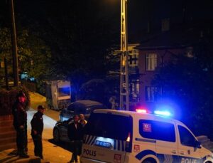 Çocukların arbedesine aileler karıştı: Baba öldü, oğlu ağır yaralandı