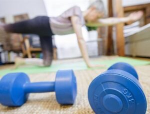 Oturarak çalışıyorsanız ne kadar spor yapmalısınız?