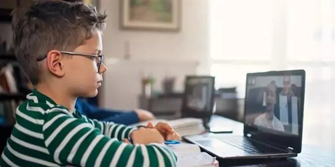 Toplumsal medyada 18 yaş altına hudutlu erişim!