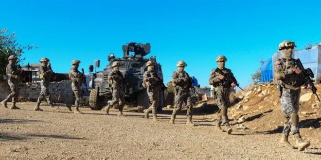 Çelik bileklerle hudutta teröre geçit yok