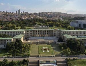 Yargıtay eski Başkanı Mehmet Akarca Kamu Başdenetçiliği’ne seçildi