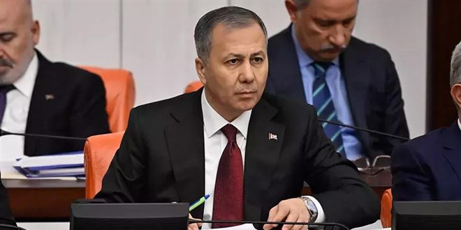 Esad devrildikten sonra kaç Suriyeli ülkesine döndü?