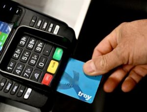 Kredi kartı limitleri düşecek! İşte yeni oran