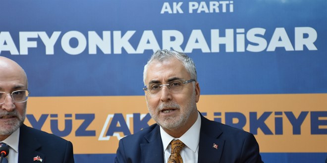 Bakan Işıkhan: Ne mutlu ki başımızda Cumhurbaşkanı Erdoğan var