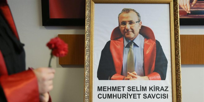 Adalet Bakanı Gürlek şehit Savcı Mehmet Selim Kiraz’ı andı