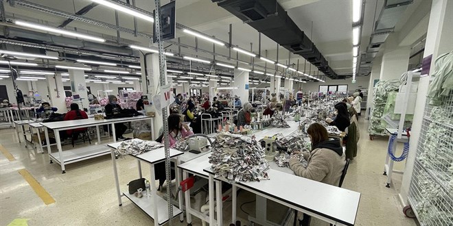 Bayan çalışanların toplam ihracattaki hissesi yüzde 23’e yükseldi