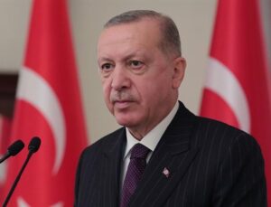 Cumhurbaşkanı Erdoğan, Alparslan Türkeş’i andı