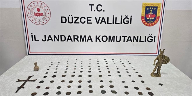 Düzce’de 136 tarihi eser ele geçirildi