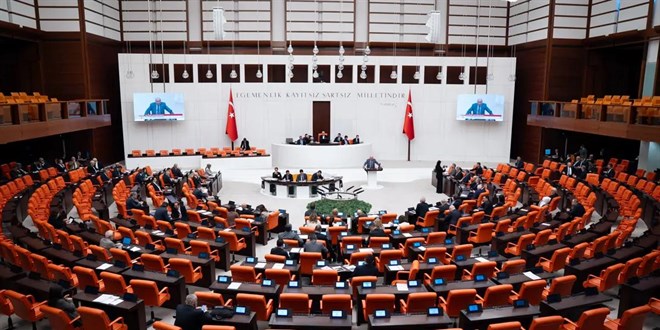 Toplumsal medyada 15 yaş hududu: Birinci 6 husus Meclis’ten geçti