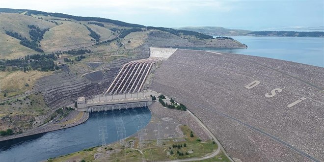 Yağışlar barajları doldurdu, elektrik üretiminde rekor geldi