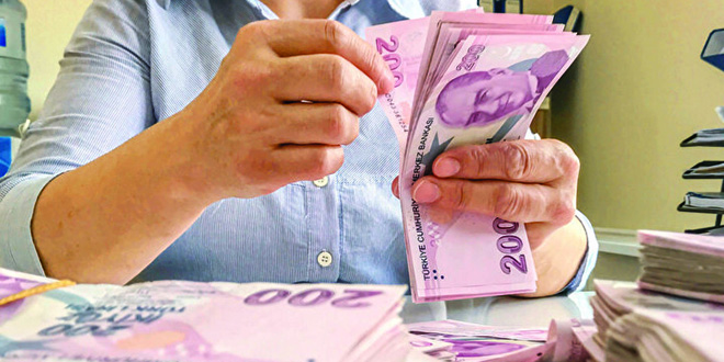 Evlenen çiftlere 1 milyar 52 milyon liralık ödeme takviyesi