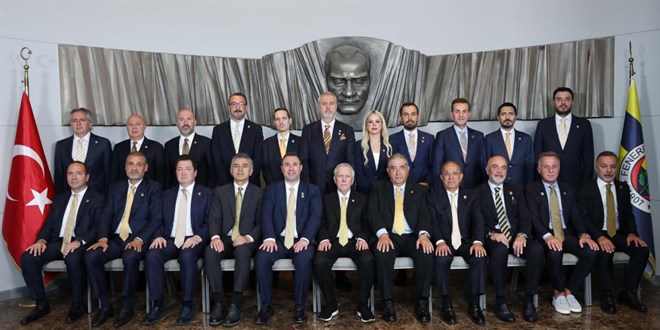 Fenerbahçe’de yönetim kurulu vazife dağılımı yapıldı