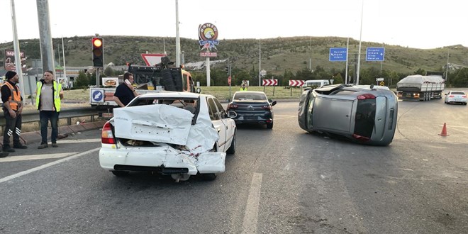 Kayseri’de zincirleme trafik kazası: 4 yaralı