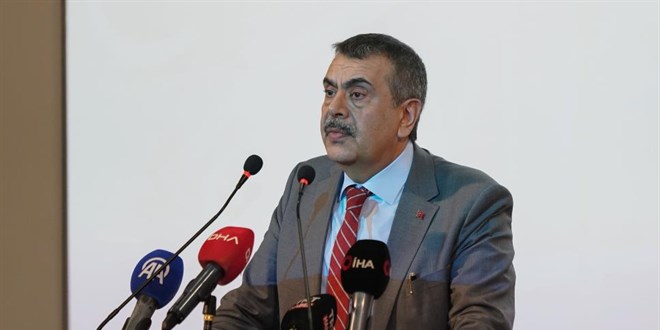 Tekin: Müfredatı analitik düşünme odaklı revize ettik