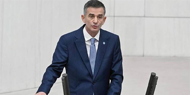 Sakarya Milletvekili Ümit Dikbayır Ak Parti’ye katılıyor